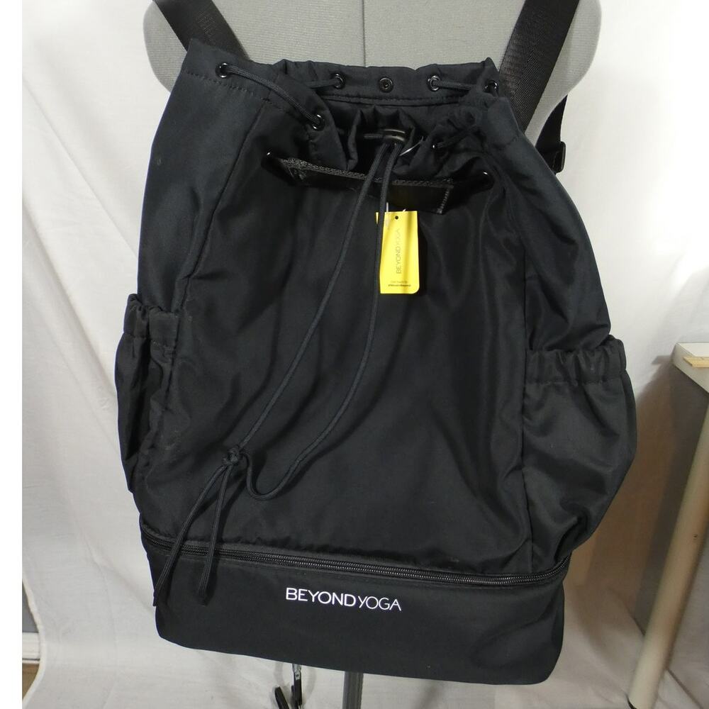 Beyond Yoga Backpack Drawstring Gym Bag Travel Black New With Tags